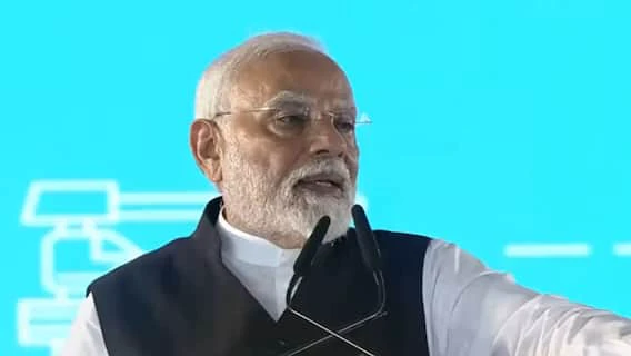 Read more about the article ‘I Bow Before Chhatrapati Shivaji Maharaj’: PM Modi Apologises For Statue Collapse, Takes Dig At Rahul Gandhi